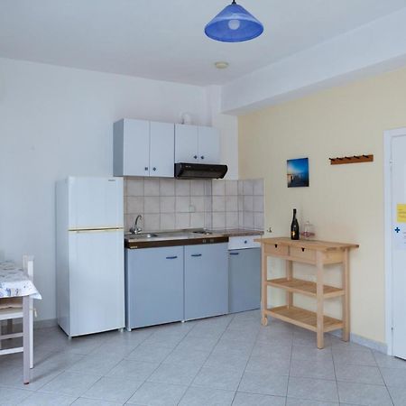 Natassa Apartments Agia Efimia Eksteriør bilde