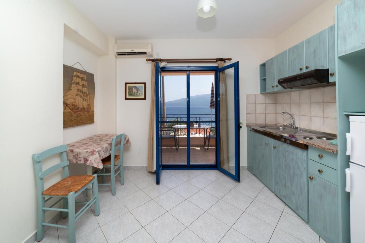 Natassa Apartments Agia Efimia Eksteriør bilde