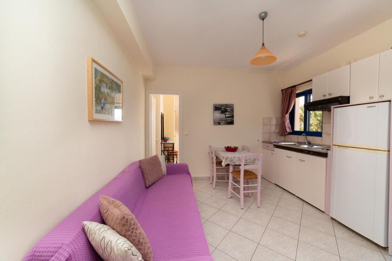 Natassa Apartments Agia Efimia Eksteriør bilde