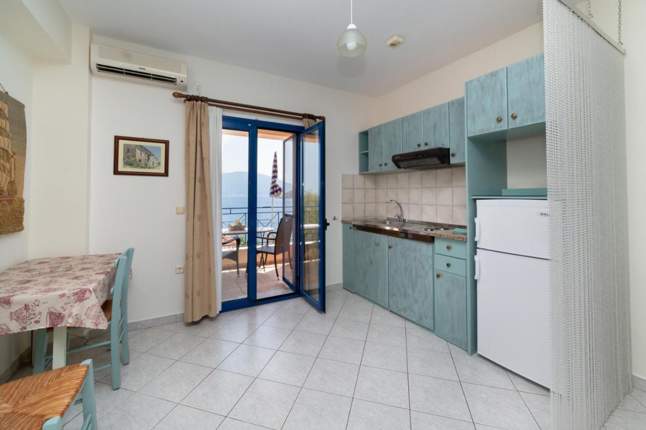 Natassa Apartments Agia Efimia Eksteriør bilde
