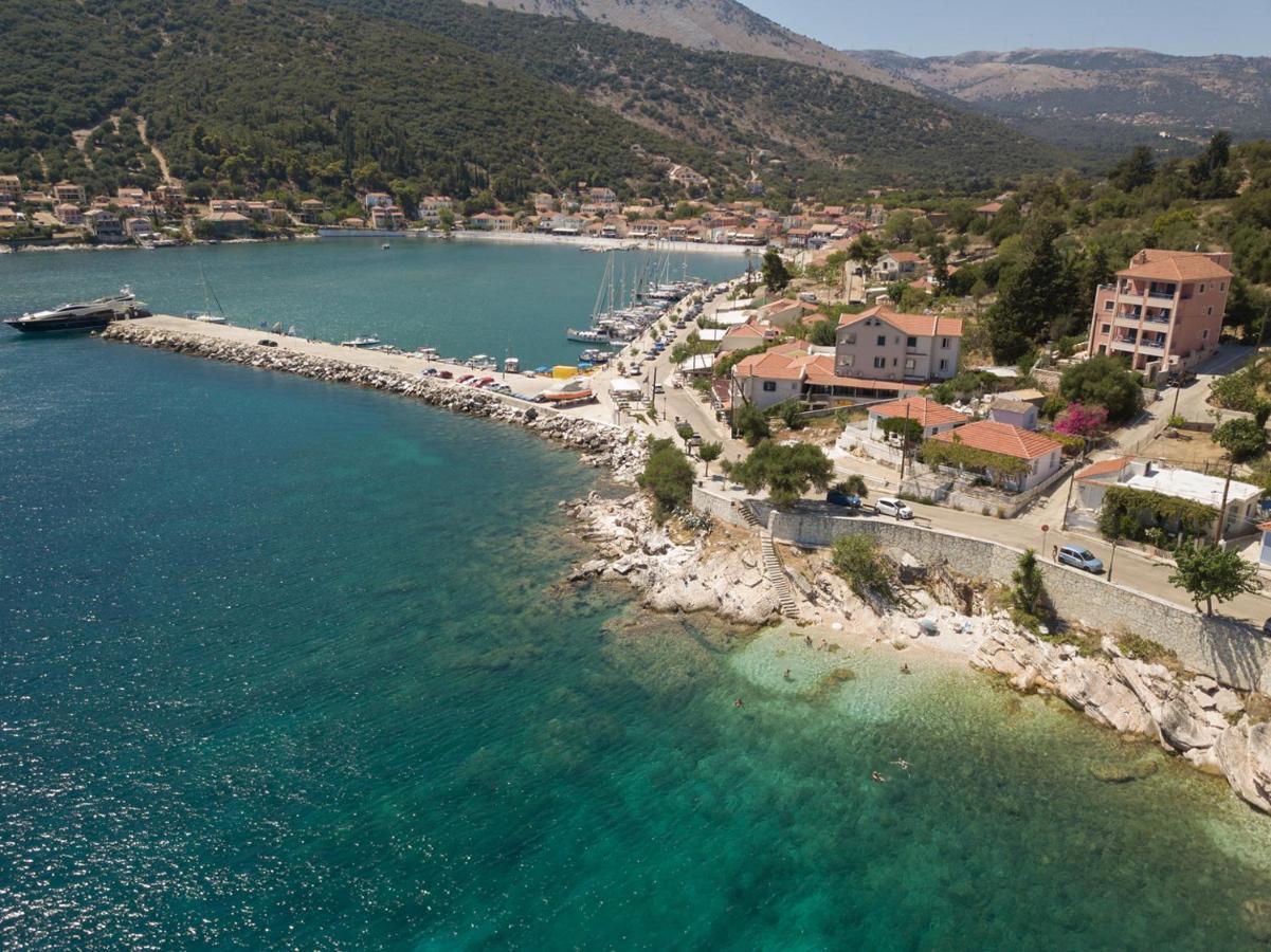 Natassa Apartments Agia Efimia Eksteriør bilde