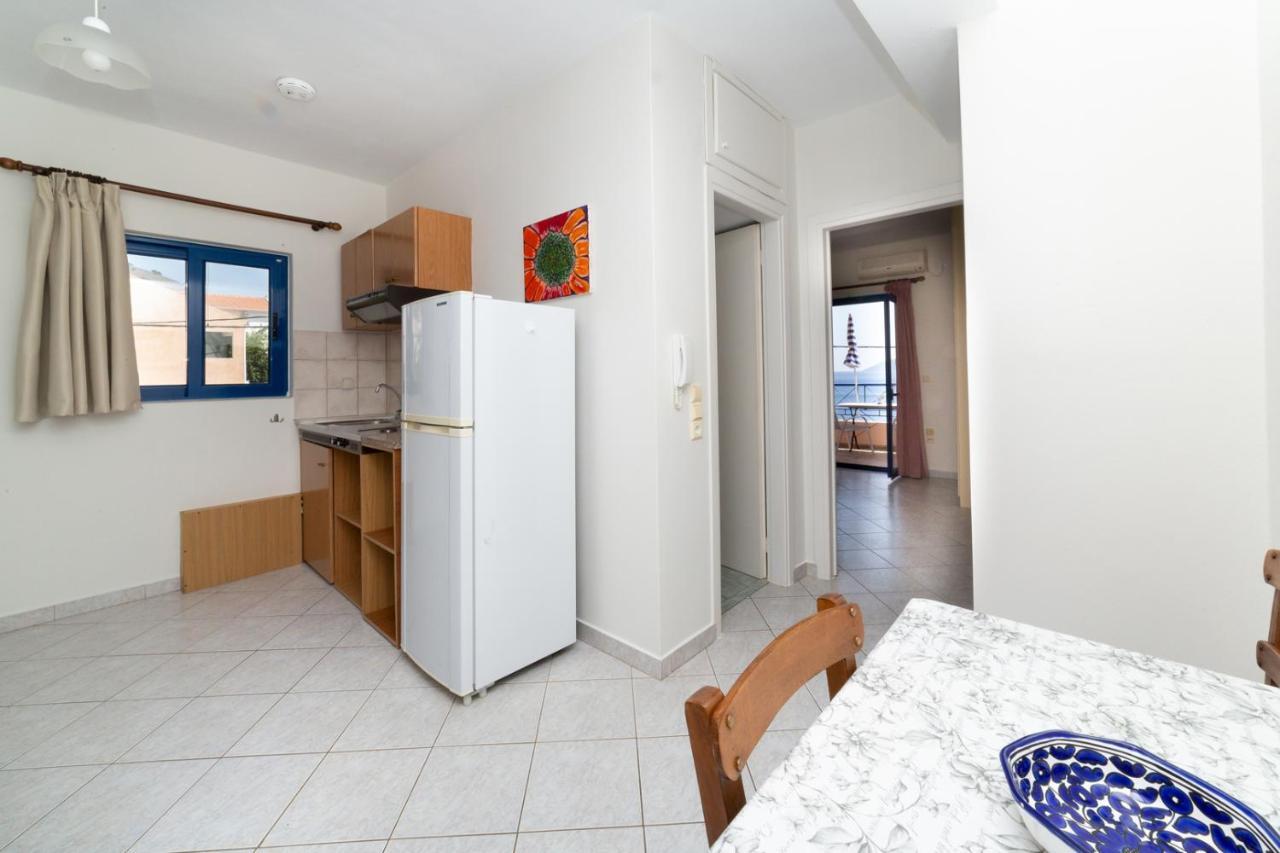 Natassa Apartments Agia Efimia Eksteriør bilde