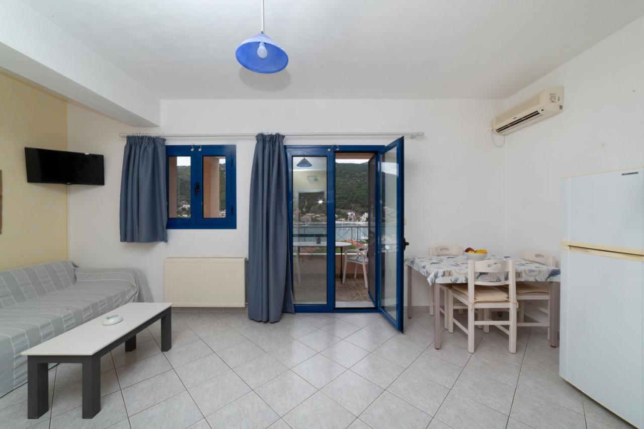 Natassa Apartments Agia Efimia Eksteriør bilde